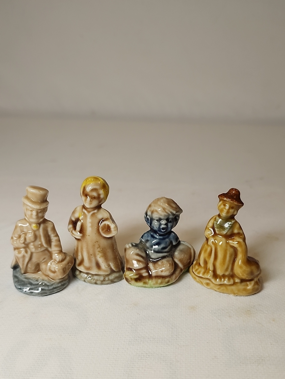 Vintage Wade England Ceramic Figurine Collectibles Set Of 4